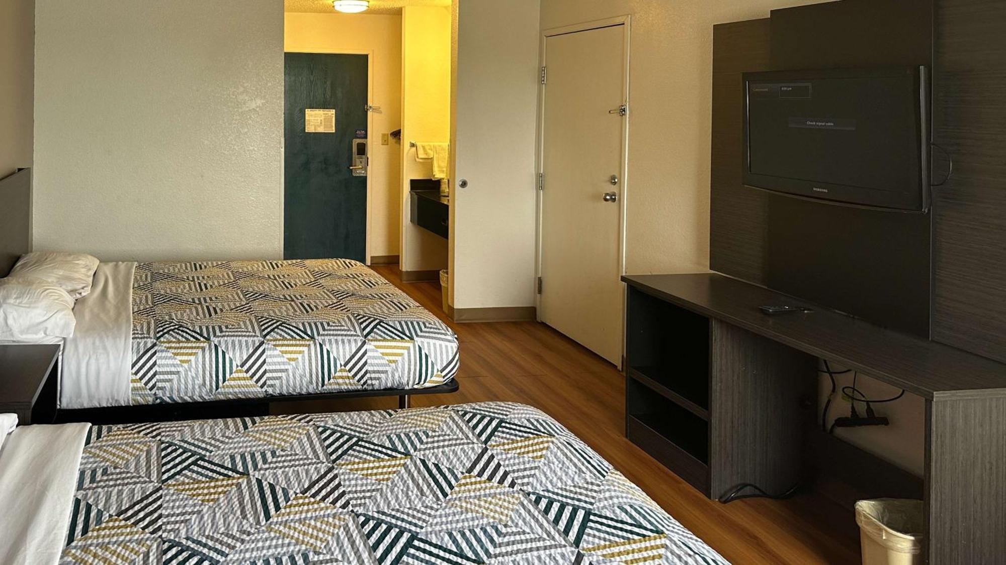 Motel 6-Waterloo, Ia Bagian luar foto