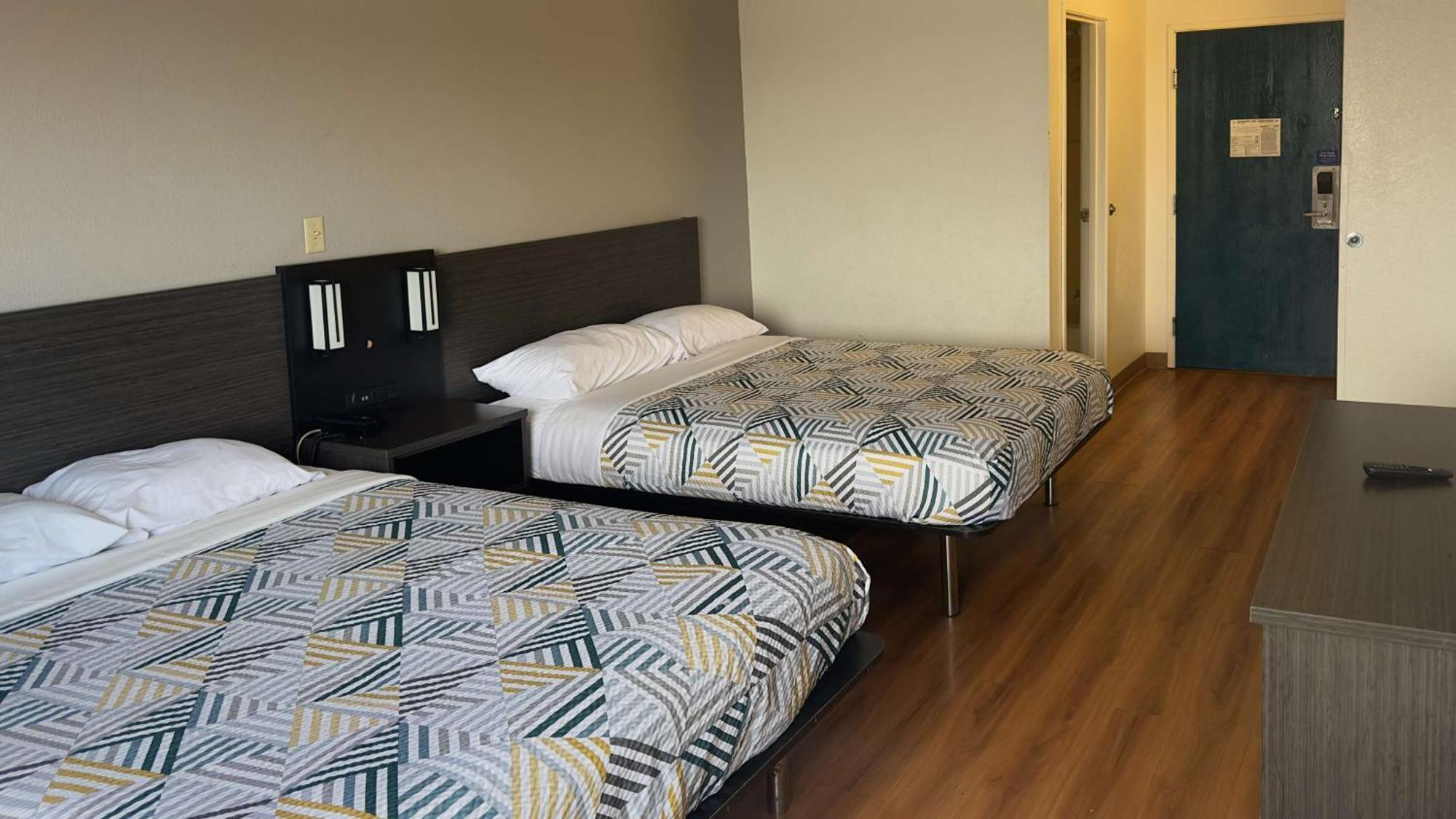 Motel 6-Waterloo, Ia Bagian luar foto