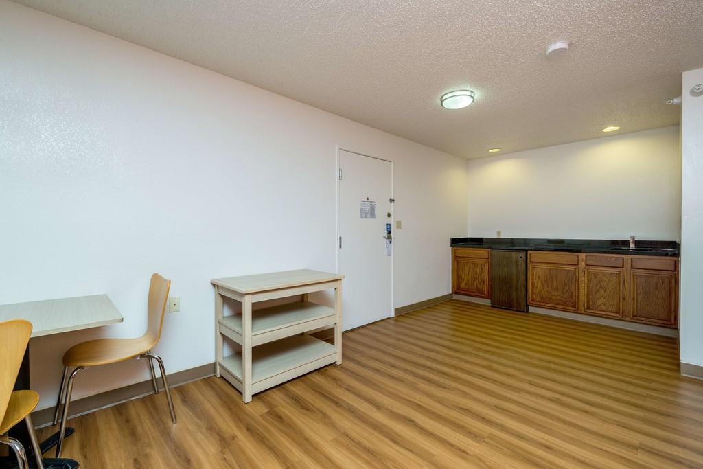 Motel 6-Waterloo, Ia Bagian luar foto